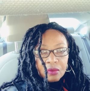 Meet your Posher, Dorcas